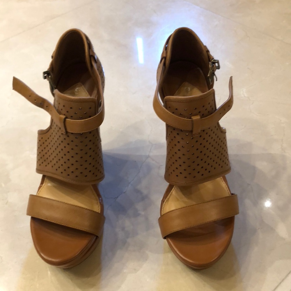 Gianni Bini Heels